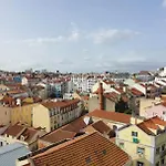 66 With Parking Place * Lisboa