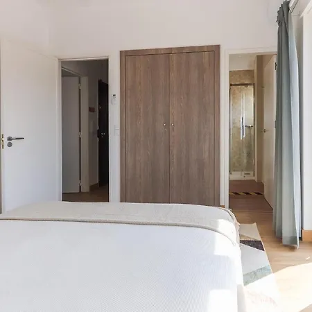 66 With Parking Place Lisboa