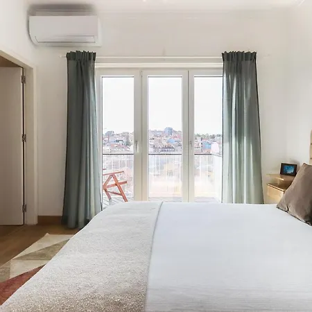 66 With Parking Place