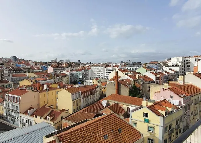 66 With Parking Place * Lisbona