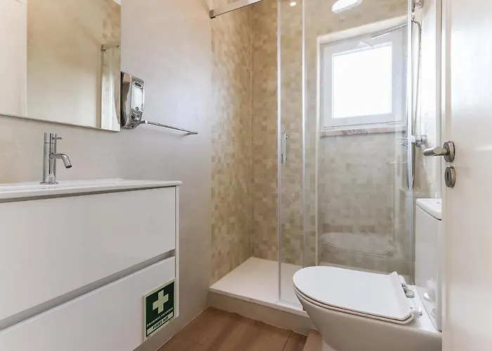 66 With Parking Place リスボン